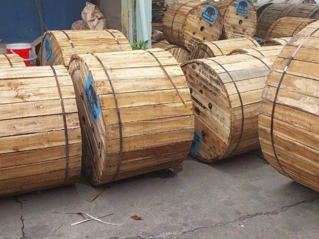 Cáp quang ADSS khoảng vượt KV100, KV200, KV300…KV900 ( bảng giá 2024-2025)