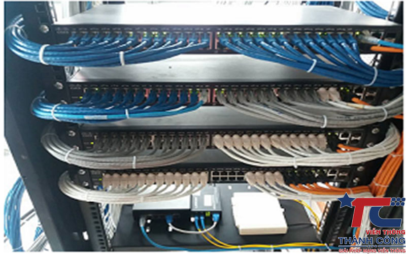 Thi công lắp đặt patch panel